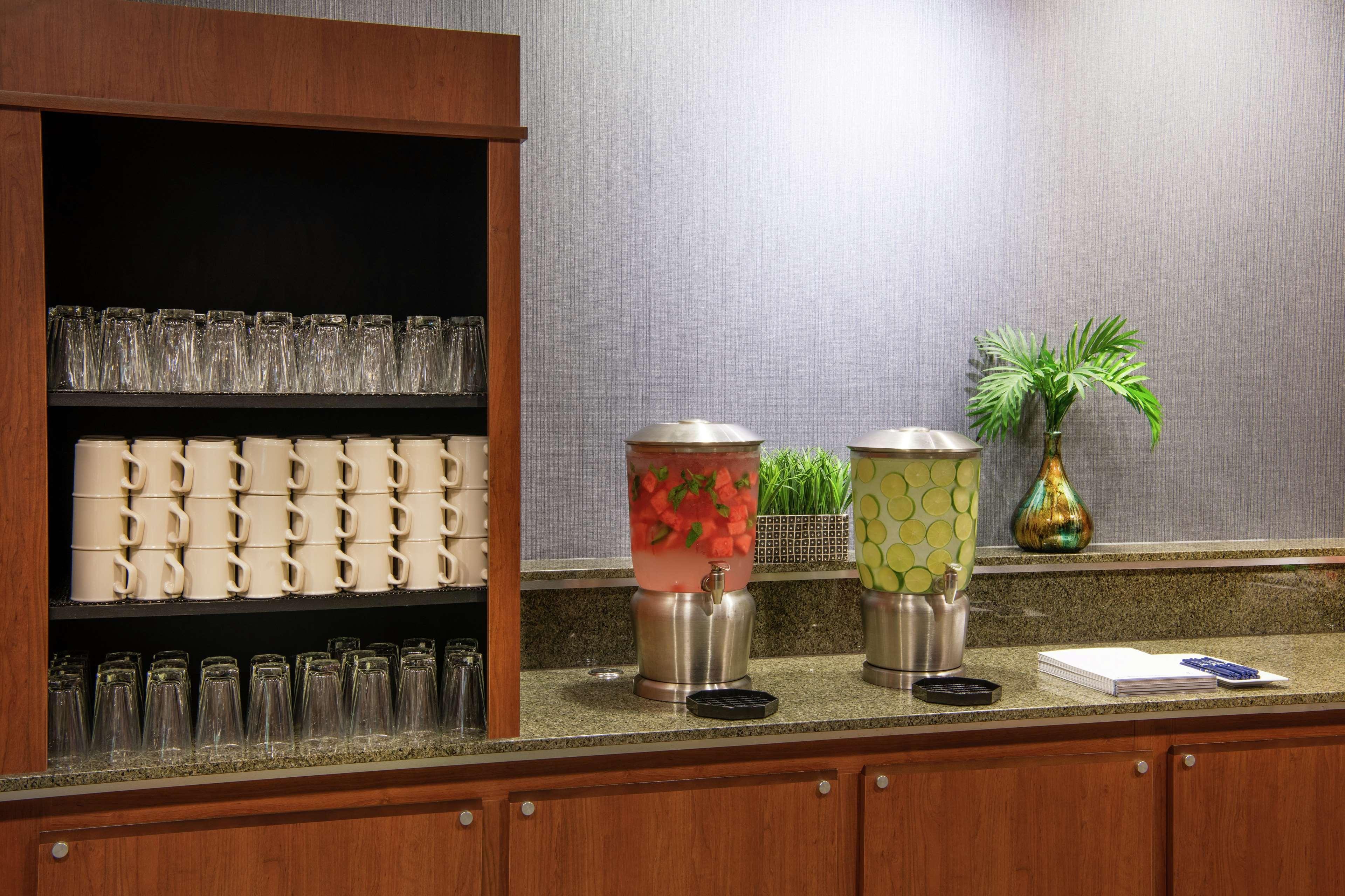 Doubletree By Hilton Portland Hotell Exteriör bild