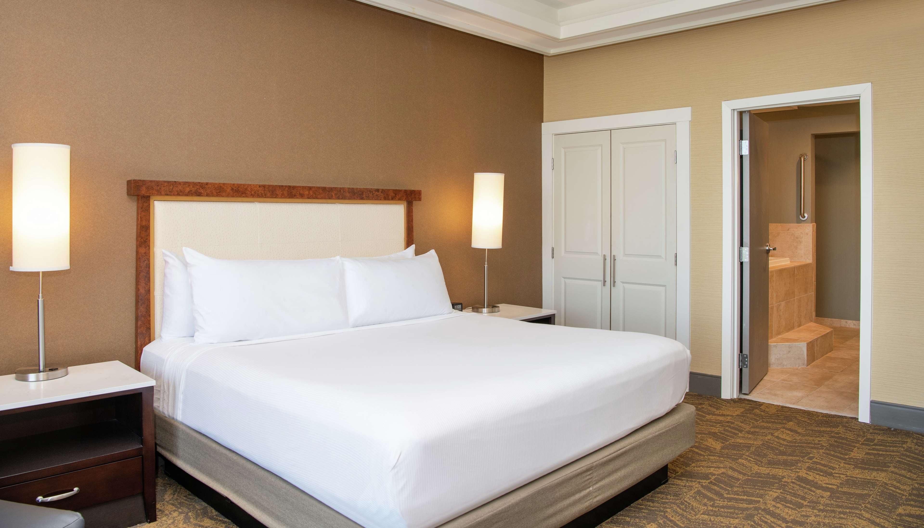 Doubletree By Hilton Portland Hotell Exteriör bild