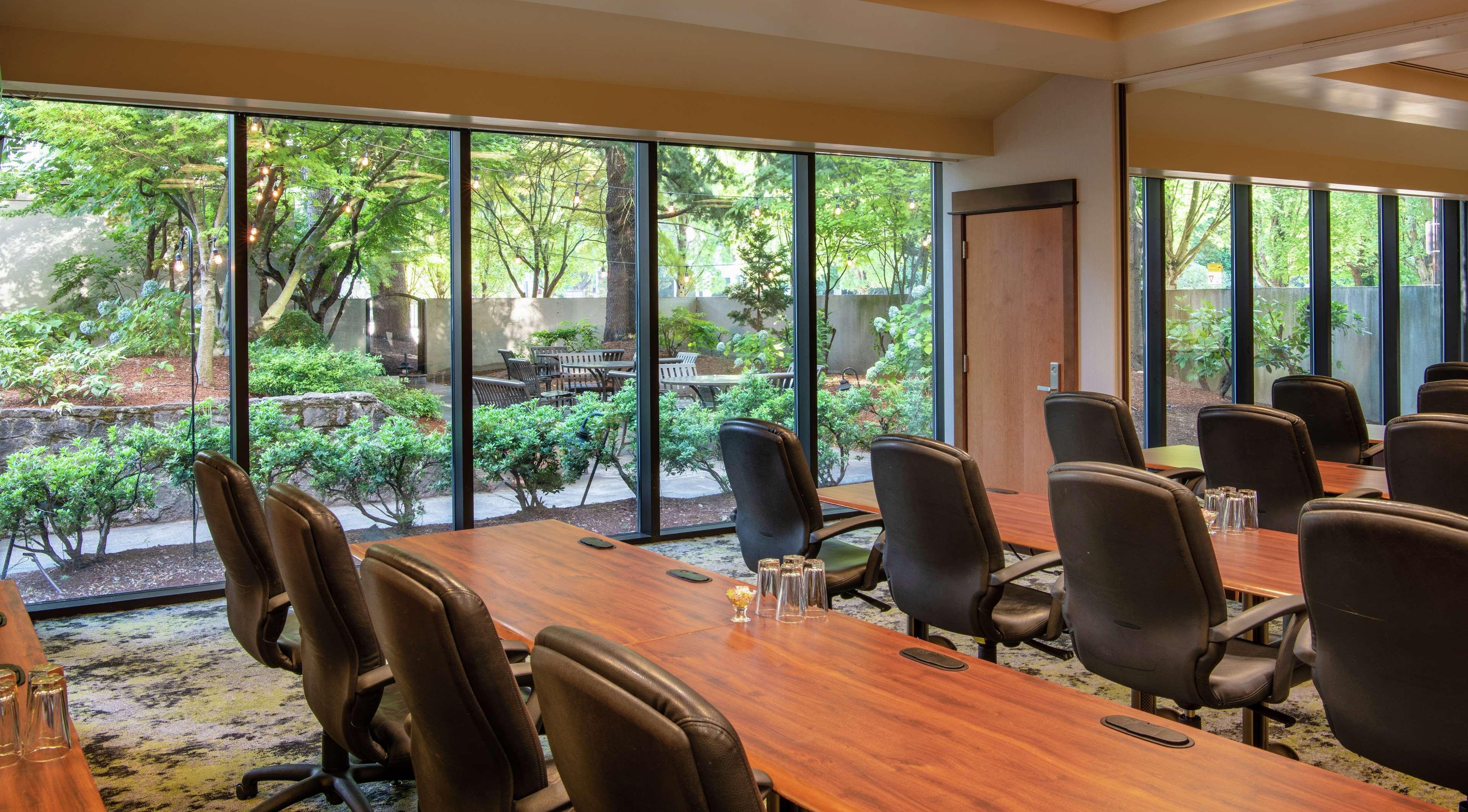 Doubletree By Hilton Portland Hotell Exteriör bild