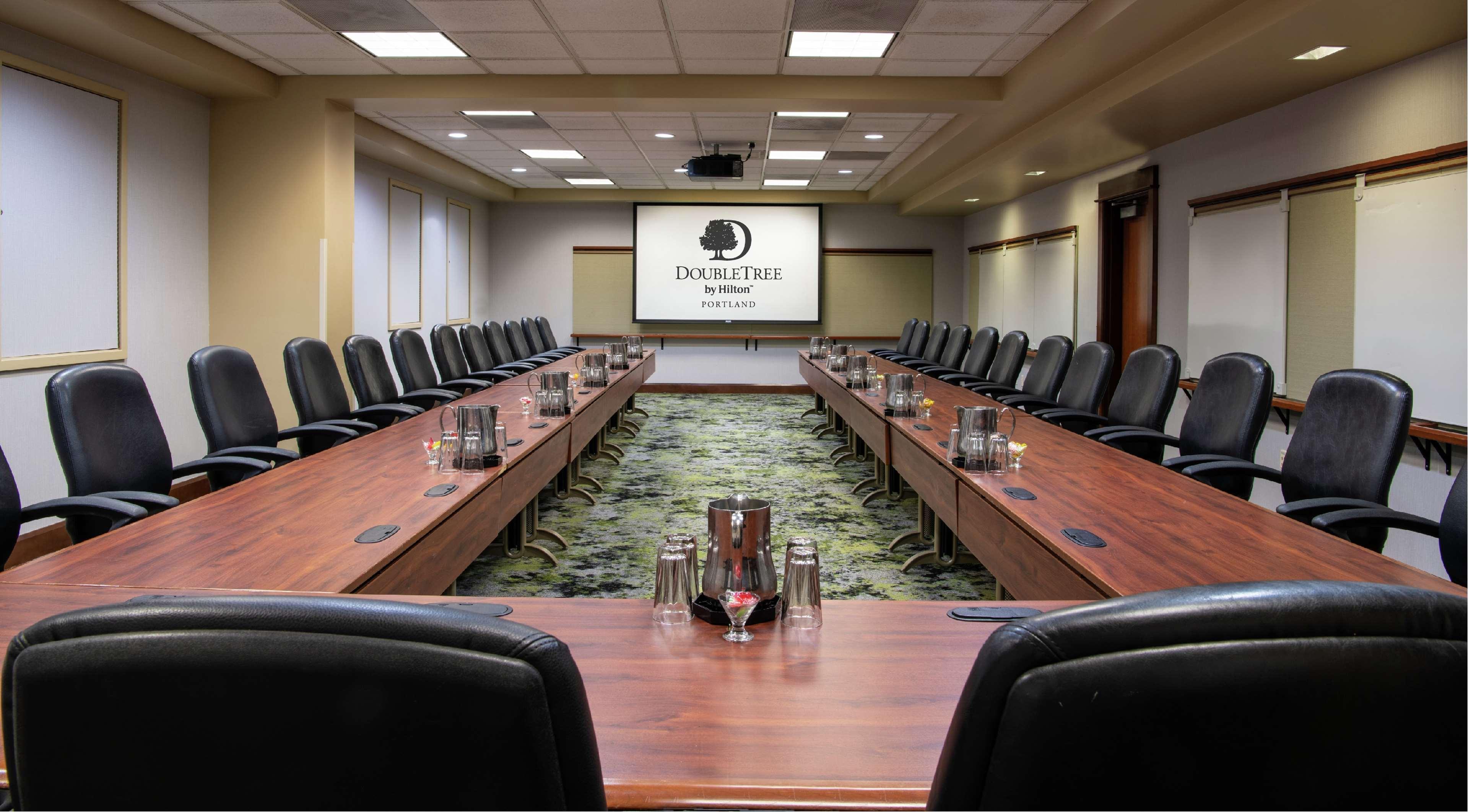 Doubletree By Hilton Portland Hotell Exteriör bild