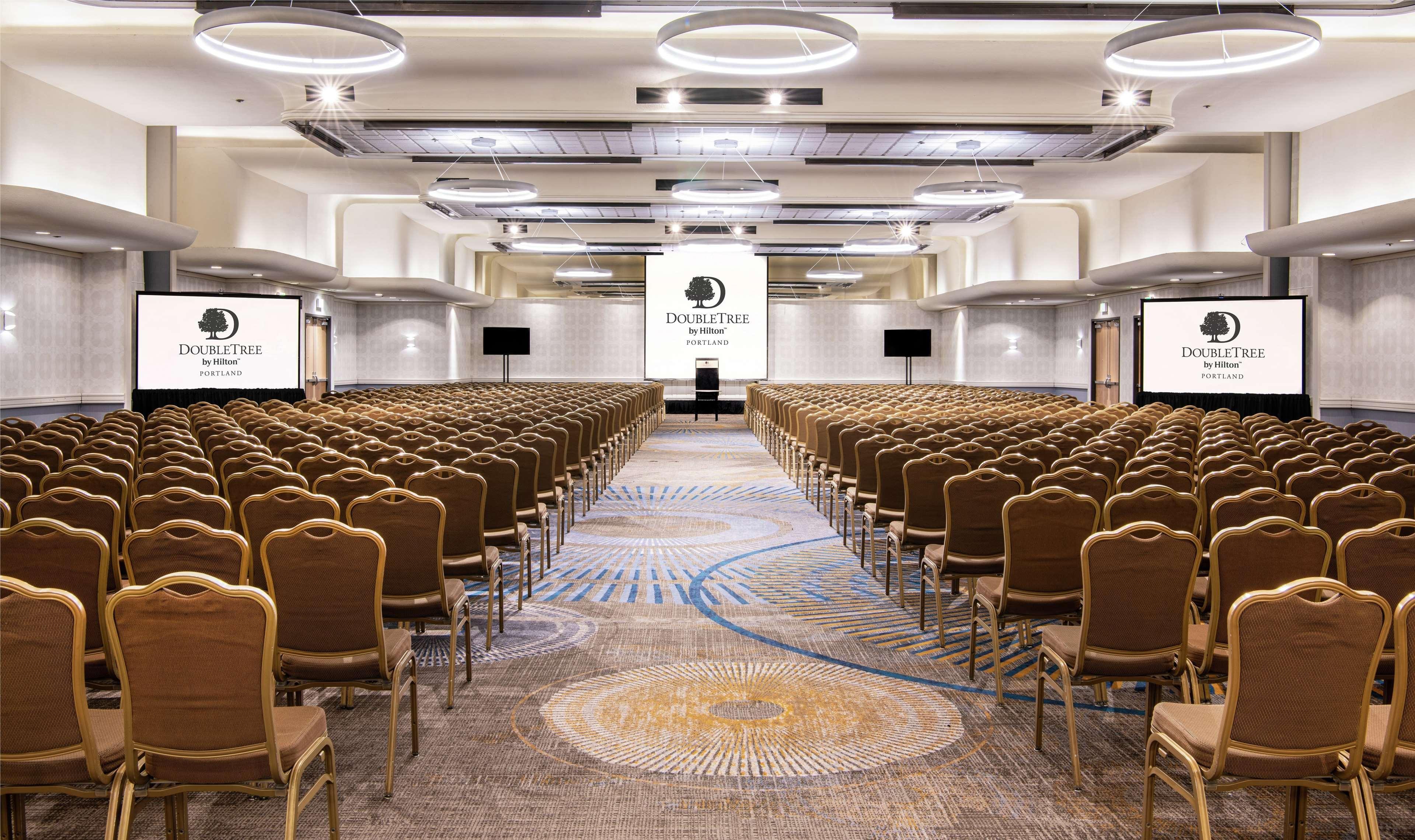 Doubletree By Hilton Portland Hotell Exteriör bild